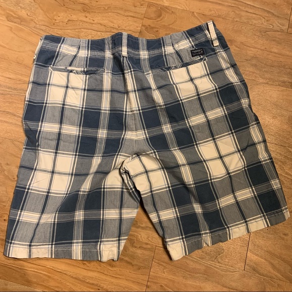 American Eagle Shorts size 36 - Picture 3 of 3